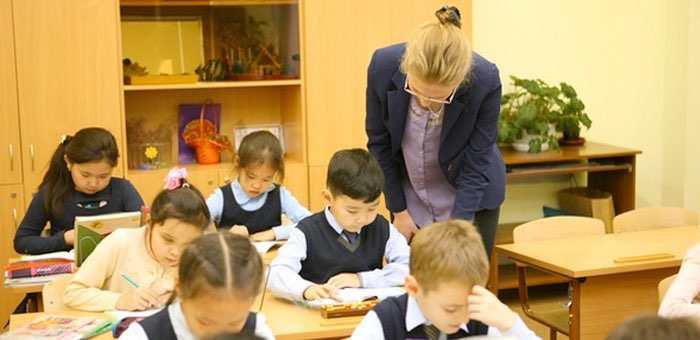 48 человек в Республике Алтай могут получить по миллиону по программе «Земский учитель»