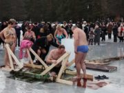 Готовимся к крещенским купаниям – список оборудованных мест и правила безопасности Готовимся к крещенским купаниям – список оборудованных мест и правила безопасности