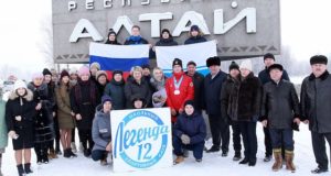 В Горно-Алтайске торжественно встретили призера юношеской Олимпиады Дениса Иродова