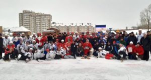 Чемпионат Сибири по хоккею с мячом среди ветеранов прошел в Горно-Алтайске Чемпионат Сибири по хоккею с мячом среди ветеранов прошел в Горно-Алтайске