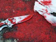 В Усть-Кане сельчанка зарезала мужчину, защищаясь от побоев В Усть-Кане сельчанка зарезала мужчину, защищаясь от побоев