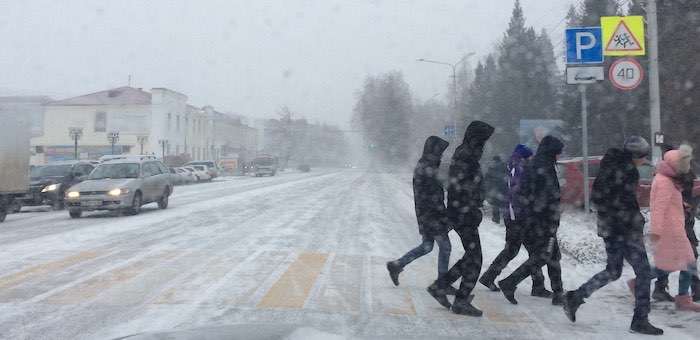 Штормовое предупреждение: ожидаются ветер и метели
