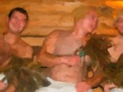 Купил выпивку, продукты, отдохнул в сауне: сельчанин с удовольствием потратил деньги с карты приятеля Купил выпивку, продукты, отдохнул в сауне: сельчанин с удовольствием потратил деньги с карты приятеля