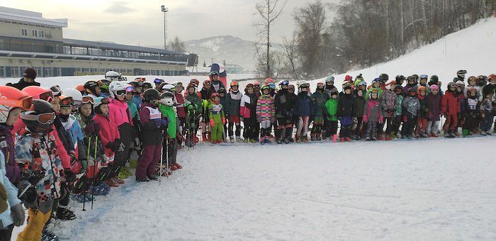 Соревнования по горным лыжам на кубок мэра прошли в Горно-Алтайске