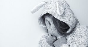 Всем нужно быть внимательней: специалисты обсудили, как не допускать подростковых самоубийств