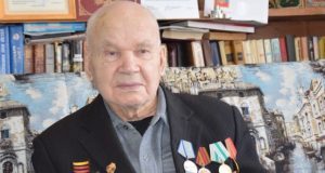 Участник войны Павел Глуховских отмечает 97-летие