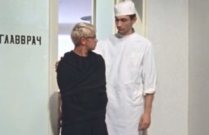 Обидчика полицейского направили на принудительное лечение