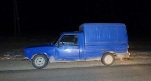 Застенчивый угонщик сбежал из чужого автомобиля, забыв там телефон Застенчивый угонщик сбежал из чужого автомобиля, забыв там телефон
