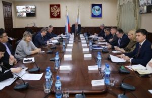 Олег Хорохордин провел совещание с руководителями местных органов власти Олег Хорохордин провел совещание с руководителями местных органов власти