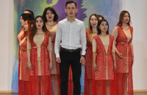 Юные певцы и музыканты из Горно-Алтайска выступили на фестивале «Лес чудес» Юные певцы и музыканты из Горно-Алтайска выступили на фестивале «Лес чудес»