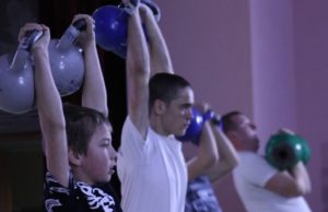 Турнир по гиревому спорту в Майме собрал более сотни участников