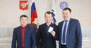 За успехи в работе администрации Джазатора подарили внедорожник За успехи в работе администрации Джазатора подарили внедорожник
