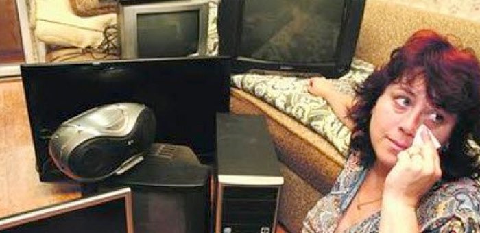 С энергетиков взыскали крупную сумму за поломку бытовой техники из-за скачка напряжения