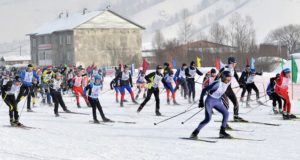 Свыше пятисот человек приняли участие в лыжных гонках на закрытии зимнего спортивного сезона