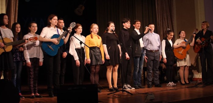 «Смешинки» очаровали: в Горно-Алтайске прошел конкурс авторской песни