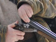 Житель Ябогана украл в гостях ружье, пошел с ним погулять и чуть не убил односельчанку