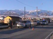 В Кош-Агаче восьмилетняя девочка выскочила под колеса автомобиля В Кош-Агаче восьмилетняя девочка выскочила под колеса автомобиля