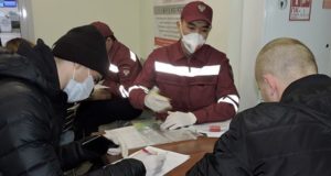 Все пассажиры, прибывшие сегодня транзитом из Москвы, отправлены на карантин Все пассажиры, прибывшие сегодня транзитом из Москвы, отправлены на карантин