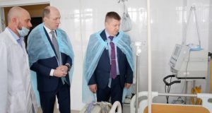 Олег Хорохордин посетил с инспекцией Республиканскую больницу Олег Хорохордин посетил с инспекцией Республиканскую больницу