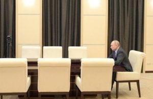 Путин на примере Республики Алтай призвал не грести все регионы «под одну гребенку» Путин на примере Республики Алтай призвал не грести все регионы «под одну гребенку»