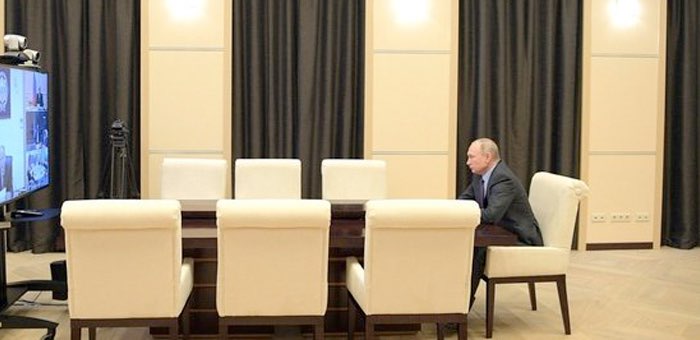Путин на примере Республики Алтай призвал не грести все регионы «под одну гребенку»