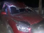 Автомобиль Toyota RAV 4 упал с моста на дороге к Большому Яломану Автомобиль Toyota RAV 4 упал с моста на дороге к Большому Яломану