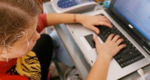 Извращенец приставал к детям в соцсетях