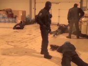 В Горно-Алтайске «накрыли» цех по производству «паленых» коктейлей (видео) На Алтае «накрыли» цех по производству «паленых» коктейлей (видео)