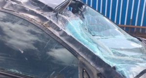 Lexus под управлением автоледи слетел с дороги Lexus под управление автоледи слетел с дороги