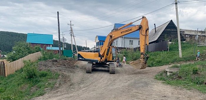 В Горно-Алтайске начался ремонт улицы Колхозной