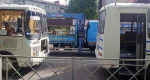 Два автобуса столкнулись в Горно-Алтайске Два автобуса столкнулись в Горно-Алтайске