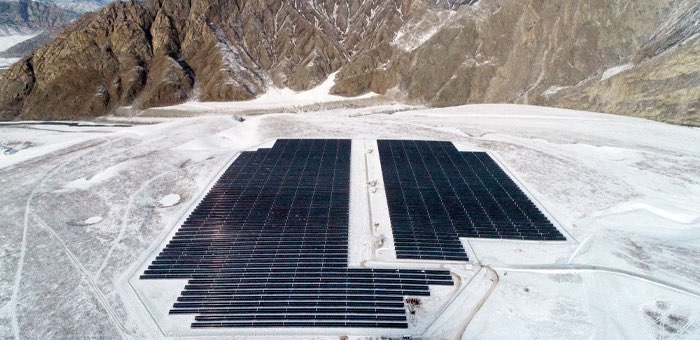 Суд рассмотрит дело о коррупции при строительстве солнечной электростанции на Алтае