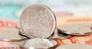 Семьи с детьми до 16 лет получат дополнительно по 10 тысяч рублей на ребенка