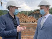 Олег Хорохордин поручил ускорить строительство детского сада в Бийке