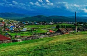 Жаркая погода с редкими дождями сохраняется на Алтае