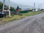 Ночная поездка на мотоцикле закончилась для жителя Усть-Коксы госпитализацией