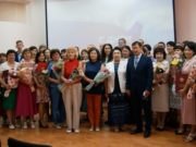 Социальные работники получили государственные награды Социальные работники получили государственные награды