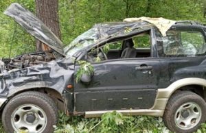 Пьяный барнаулец устроил аварию возле Манжерока Пьяный барнаулец устроил аварию возле Манжерока