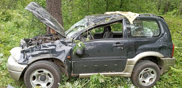 Пьяный барнаулец устроил аварию возле Манжерока