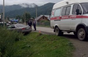 Водитель потерял сознание за рулем и врезался в столб Водитель потерял сознание за рулем и врезался в столб