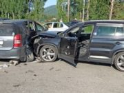 Возле поворота на Айский мост столкнулись «Тойота» и «Фольксваген» Возле поворота на Айский мост «Тойота» протаранила «Фольксваген»