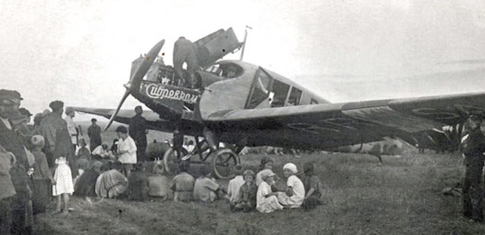 Первый самолет в Горном Алтае. Лето 1925 года