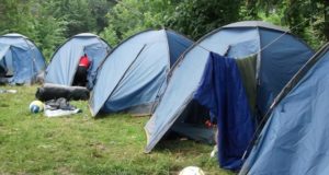 Нелегальный детский палаточный лагерь возле Барангола пришлось закрыть