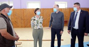 Благоустройство и ремонт спортивных объектов в рамках нацпроектов идет в Паспауле