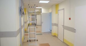 Завершается строительство второго блока детского хирургического корпуса ресбольницы