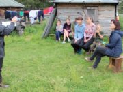 Концерт и «лекция о международном положении»: в Усть-Коксинском районе возрождают агитбригады Концерт и лекция о международном положении: в Усть-Коксинском районе возрождают агитбригады