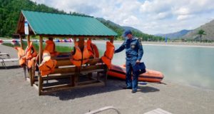 Только один пляж официально открыт в Республике Алтай