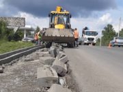 Подрядчика обязали заменить некачественный бортовой камень на подъезде к Горно-Алтайску Подрядчика обязали заменить некачественный бортовой камень на подъезде к Горно-Алтайску
