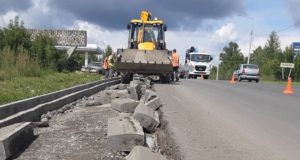 Подрядчика обязали заменить некачественный бортовой камень на подъезде к Горно-Алтайску