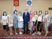 Олег Хорохордин встретился со стобалльниками и их учителями Олег Хорохордин встретился со стобалльниками и их учителями